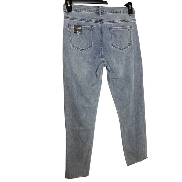 Tractr NEW Girls High Rise Weekender Distressed Blue Jeans Size 16 - Picture 2 of 10
